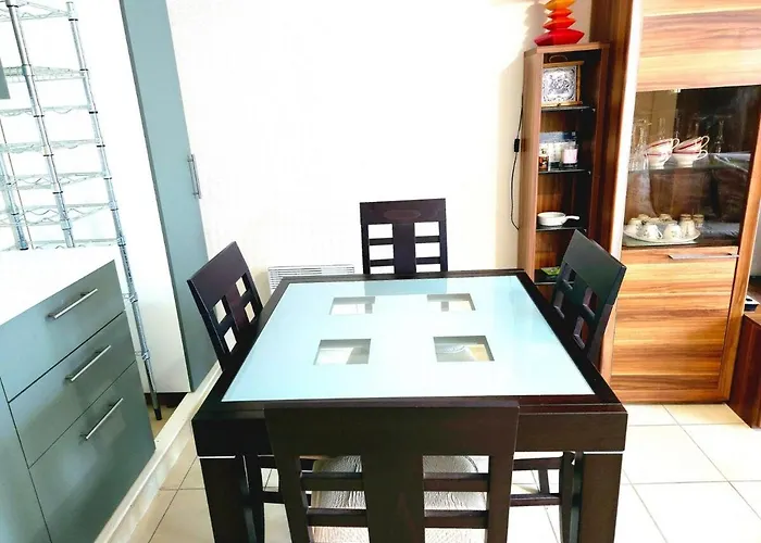 Апартаменты Bel A Riva Bella - Parking Prive Уистреам